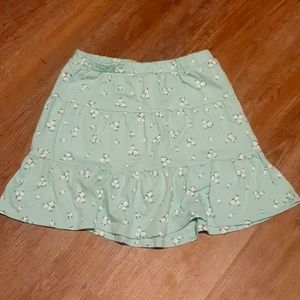 EUC girls size 7 flower skort